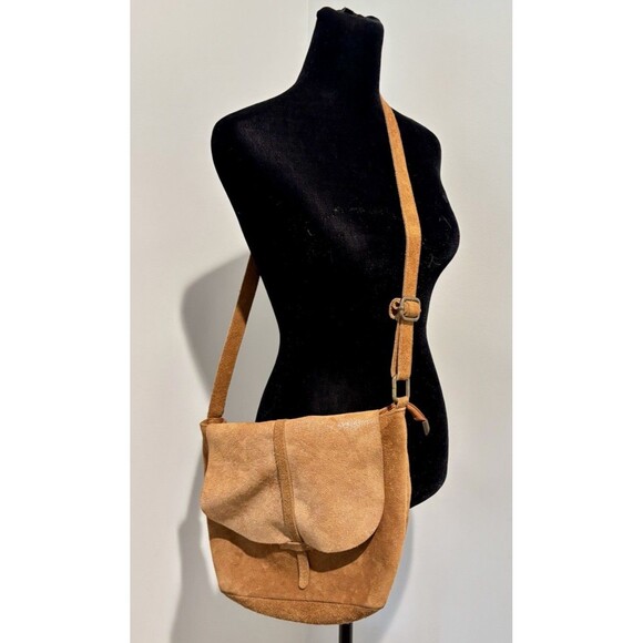 MADE in ITALY Brown Tan Metallic Suede Leather Adjustable Strap Crossbody Bag - Picture 2 of 7